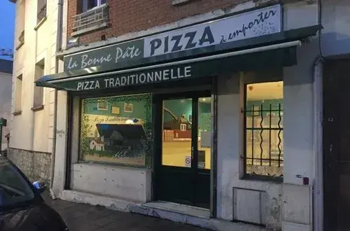 Pizzeria 