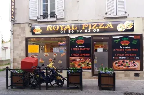 Royale Pizza