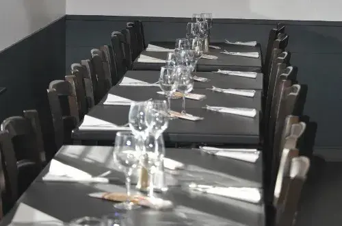 Le Pulcinella  Restaurant italien et karaoké